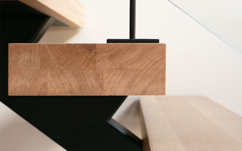 Un escalier sur mesure pensé comme une pièce architecturale à part entière